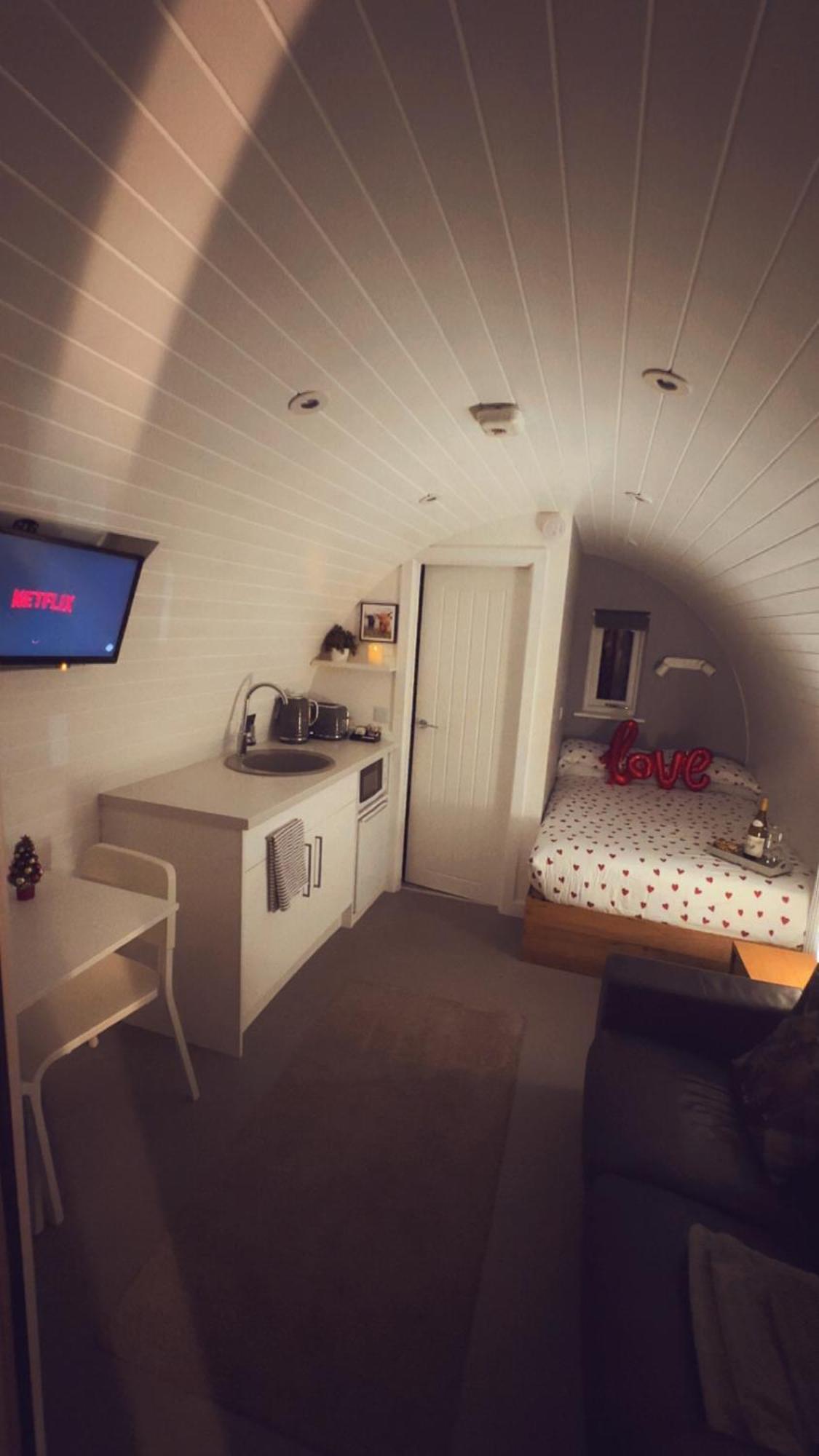 Апартаменти Loch Ness Pods Форт-Огастус Екстер'єр фото