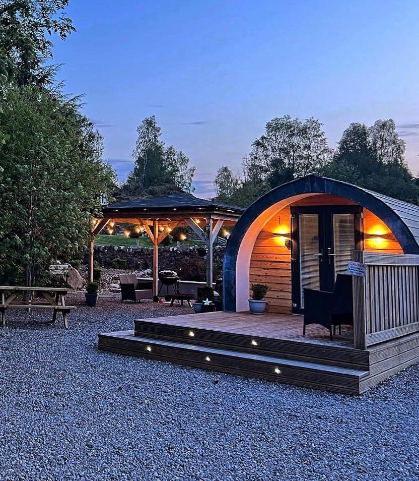 Апартаменти Loch Ness Pods Форт-Огастус Екстер'єр фото